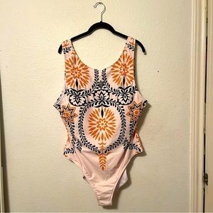 Shein swim curve plus size one piece swimsuit boho medallion summer 4x